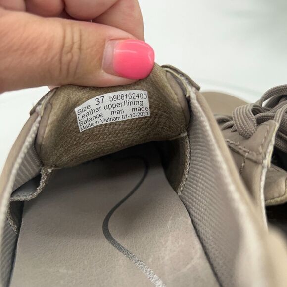 Dansko Women's Leela Sneaker Size 37 6 Taupe Brown Nubuck Comfy Athletic Shoe - Picture 13 of 14